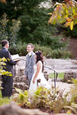 An intimate autumn wedding at a Nashville botanical garden by Jen & Chris Creed Photographers || see more on blog.nearlynewlywed.com
