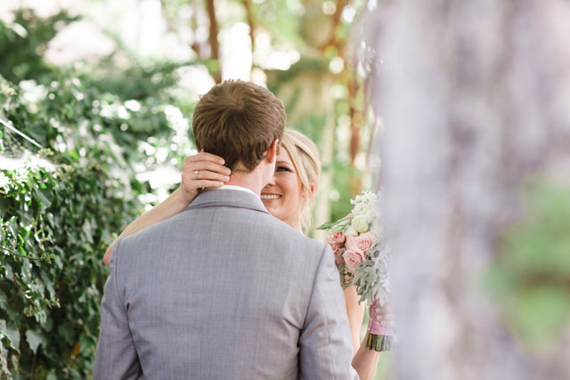 A charmingly traditional Huntsville wedding in pastel hues // photo by Jessica Sparks Photography: http://www.jessicasparksphotography.com || see more on https://blog.nearlynewlywed.com