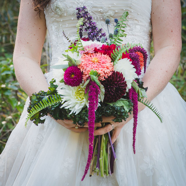 A rustic and eco-conscious backyard wedding in British Columbia | JMY Photography: http://jmyphotography.4ormat.com