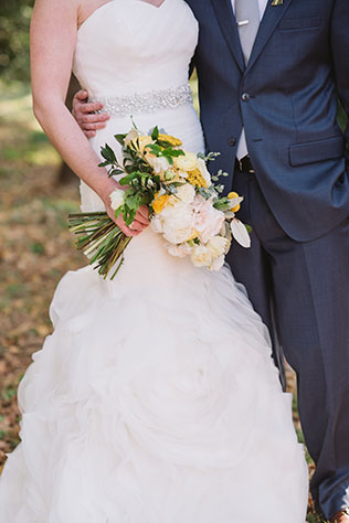 A rustic and elegant yellow and gray wedding in South Carolina | Joshua Aaron Photography: http://joshuaaaronphotography.com