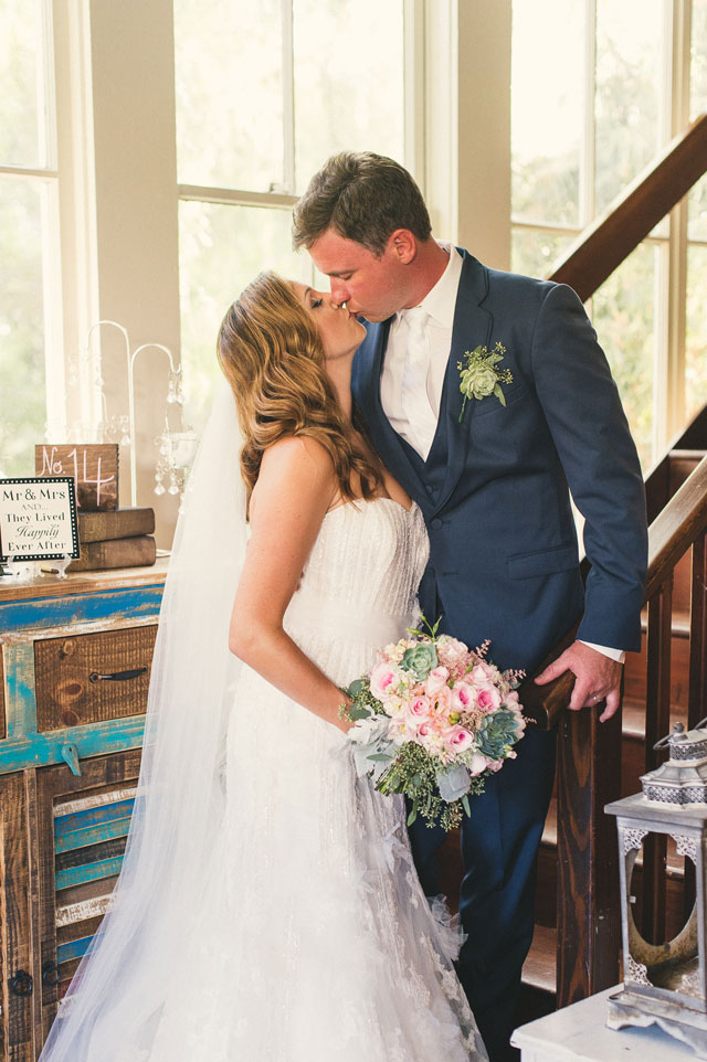 A beautiful vintage wedding at the Green Gables Estate in San Marcos // photo by Justice Photography: http://www.JusticePhoto.com || see more on https://blog.nearlynewlywed.com