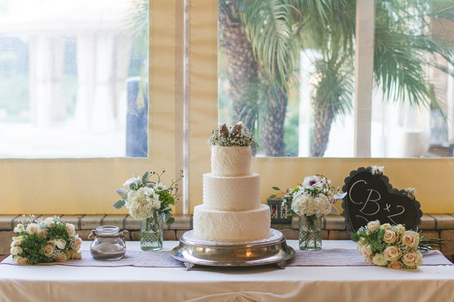 A romantic vintage estate wedding in California with an elegant palette of sage and ivory | Justice Photography: http://www.JusticePhoto.com