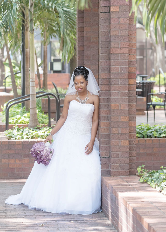 A romantic spring wedding with purple details at the Tampa Garden Club | Kristen Marie Photography: http://kristenmariephotog.com