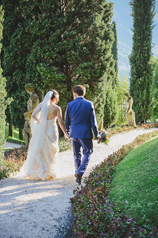 A Lake Como wedding with Tuscan details, olive branches and vintage touches by L&V Photography and TheKnotInItaly