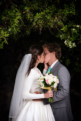 An intimate formal session in a secluded orchard in Provo | Lindsey Black Photography: http://lindseyblackphoto.com