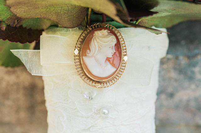 A rustic DIY spring Up the Creek Farms wedding in Florida by Lisa Marshall Photography