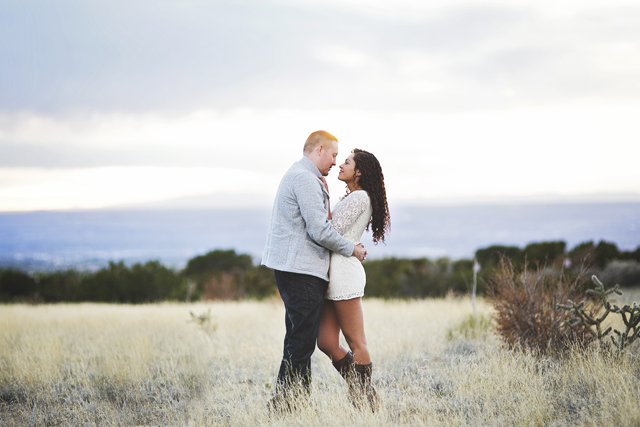 A chic and stylish Sandia Mountains engagement session // photos by Liz Anne Photography: http://www.lizannephotography.net || see more on https://blog.nearlynewlywed.com