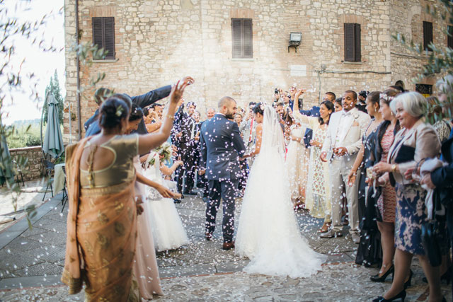 A gorgeous and traditional Sikh wedding and Italian wedding ceremony in Umbria by Matteo Crescentini Photography