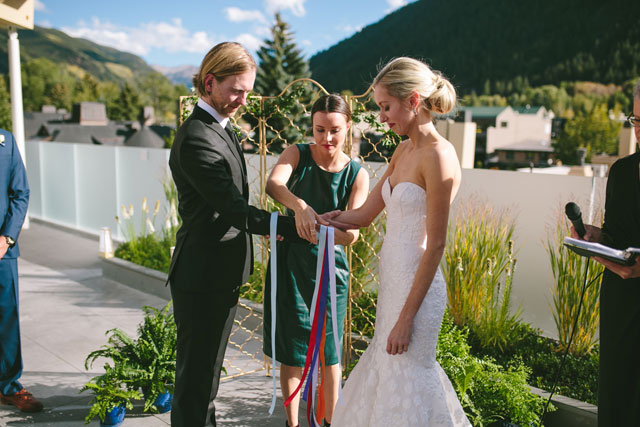 A modern Aspen Art Museum wedding with lovely blue watercolor details by Matthew Speck Photography