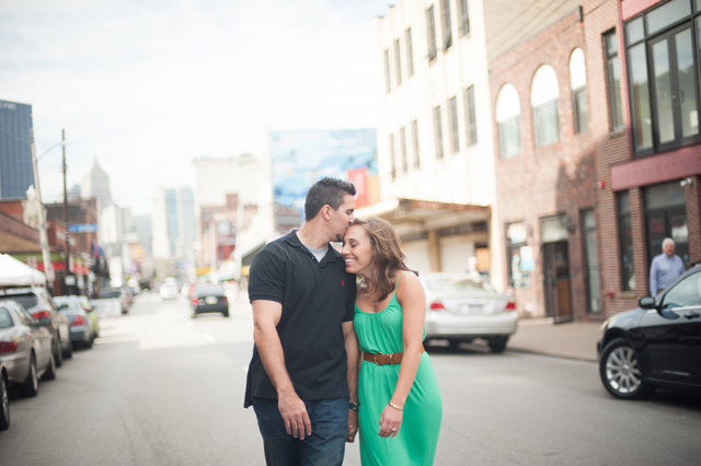 A sweet urban engagement session in Pittsburgh with sunflowers // photos by Meaghan Elliott Photography: http://www.mephotography.com || see more on https://blog.nearlynewlywed.com