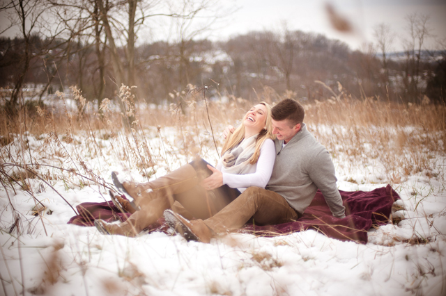 A sweet, snowy winter engagement session in Pittsburgh // photos by Meaghan Elliott Photography: http://www.mephotography.com || see more on https://blog.nearlynewlywed.com