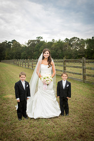 A romantic pastel-hued Southern plantation home wedding | Megan Manus Photography: http://www.meganmanusphotography.com