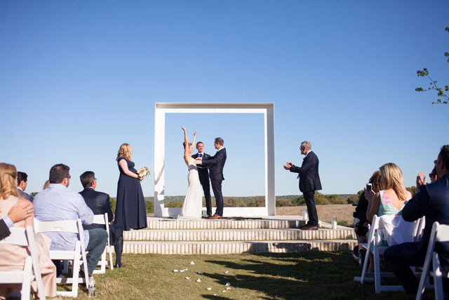 A fun and laid-back Lone Star State wedding by Mekina Saylor Weddings and Eclipse Event Co.