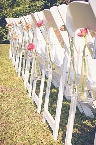 A Southern lakeside wedding in summer with DIY details // photo by Melissa Hayes Photography, LLC: http://www.melissahayesphotoatl.com || see more on https://blog.nearlynewlywed.com