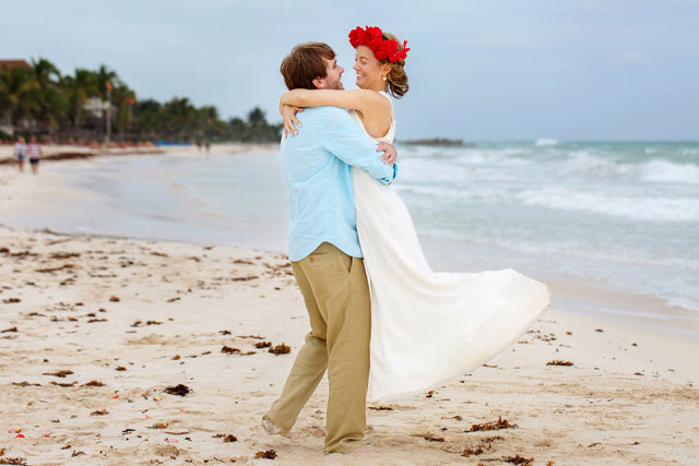 A bohemian, private elopement in paradise | Melissa Mercado Photography: http://melissa-mercado.com