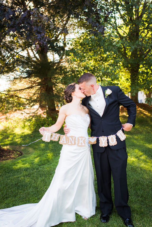 A rustic country club wedding with an ivory and lavender palette | Michele Conde Photography: http://www.micheleconde.com