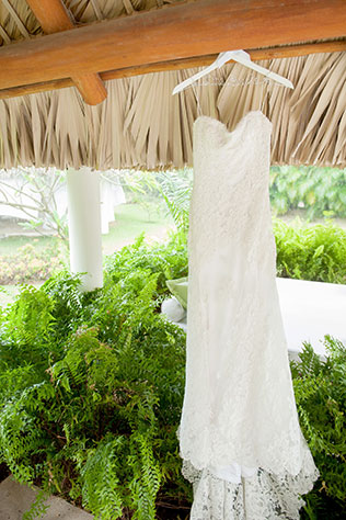 A romantic destination wedding in the Dominican Republic | Mikkel Paige Photography: mikkelpaige.com