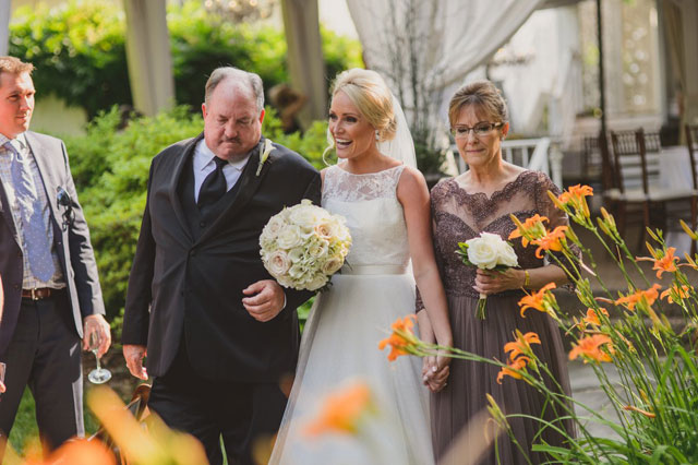A classic and elegant destination Southern garden wedding in Nashville | Paul Rowland Photography