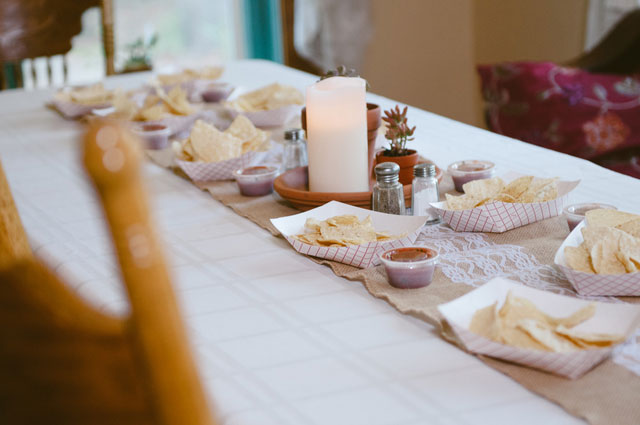 An intimate bed and breakfast wedding filled with lavender // photos by Powell Pictures: http://www.powellpictures.com || see more on https://blog.nearlynewlywed.com