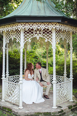 A charming Charleston wedding with rustic pink details | Richard Bell Photography: http://www.charlestonwedding.com