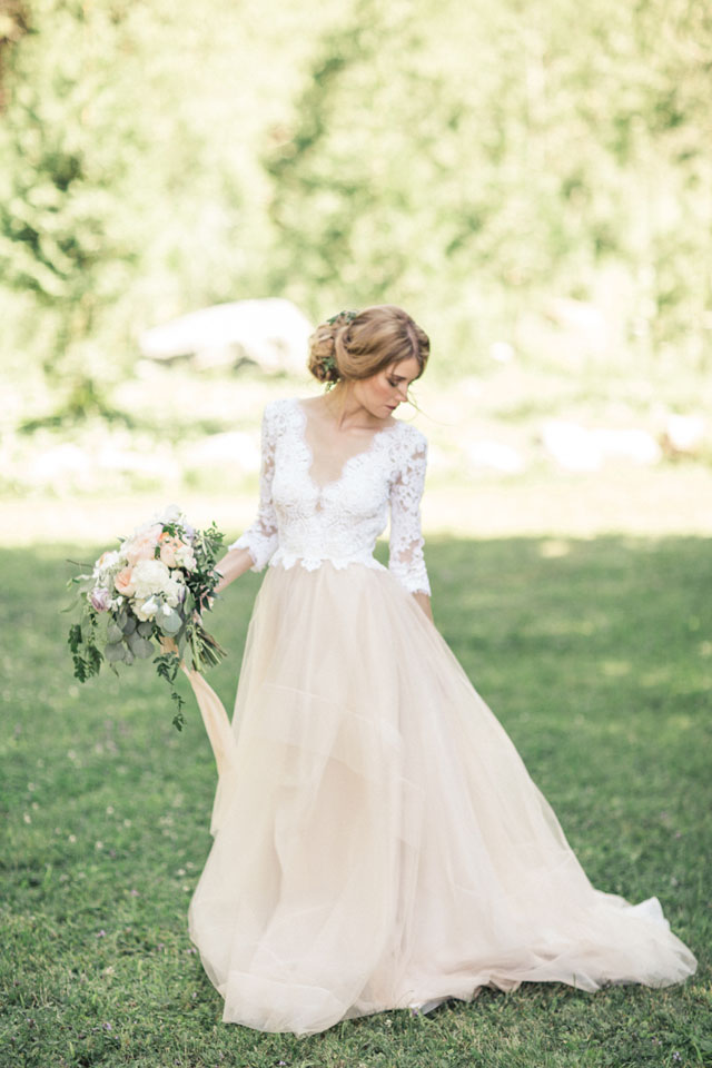 A beautiful blush summer tent wedding in Ontario by Rosenlee Photography