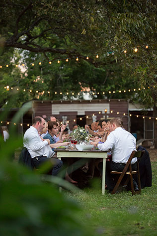 An outdoor autumn farm wedding in urban Austin | Ryan Green Photography: http://www.ryangreenphotography.com