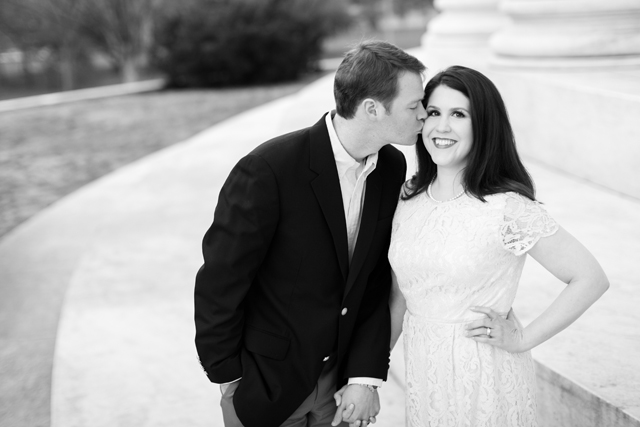 An adorable springtime Tidal Basin engagement session in Washington D.C. // photos by Stephen Gosling Photography: http://www.goslingphotography.com || see more on https://blog.nearlynewlywed.com