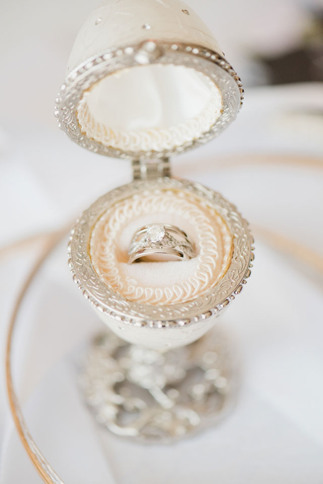 A sweet North Carolina wedding in Serenity and Rose Quartz by Sunshower Photography