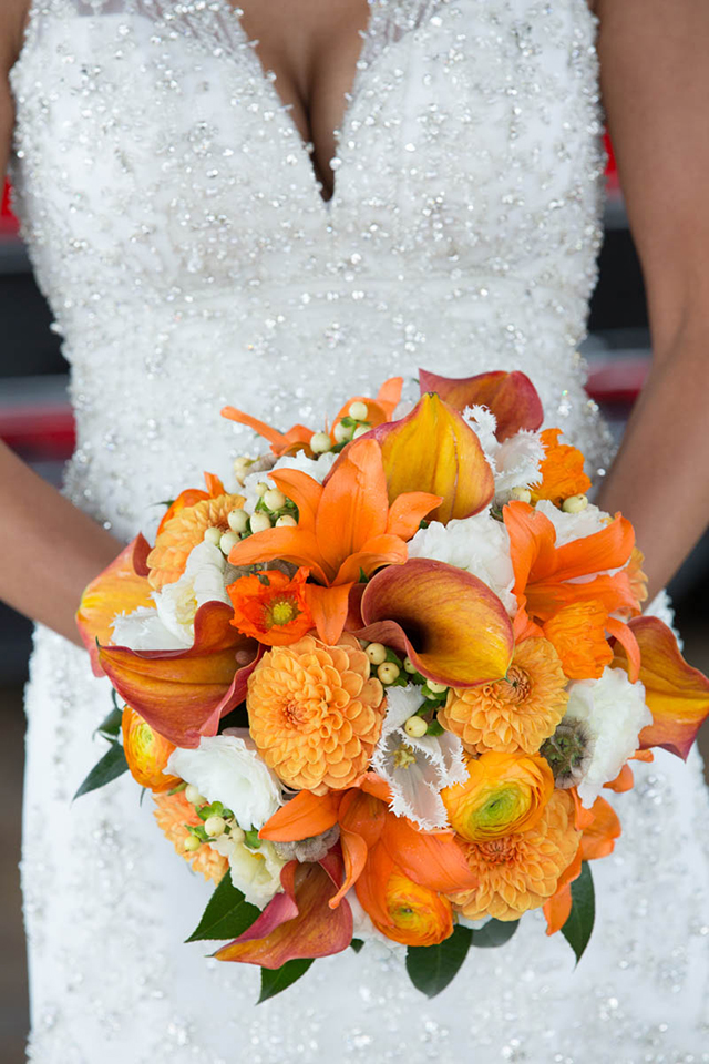 A rustic orange ranch wedding in Arizona with lots of creative DIY details // photos by Tangled Lilac Photography: http://www.tangledlilac.com || see more on https://blog.nearlynewlywed.com
